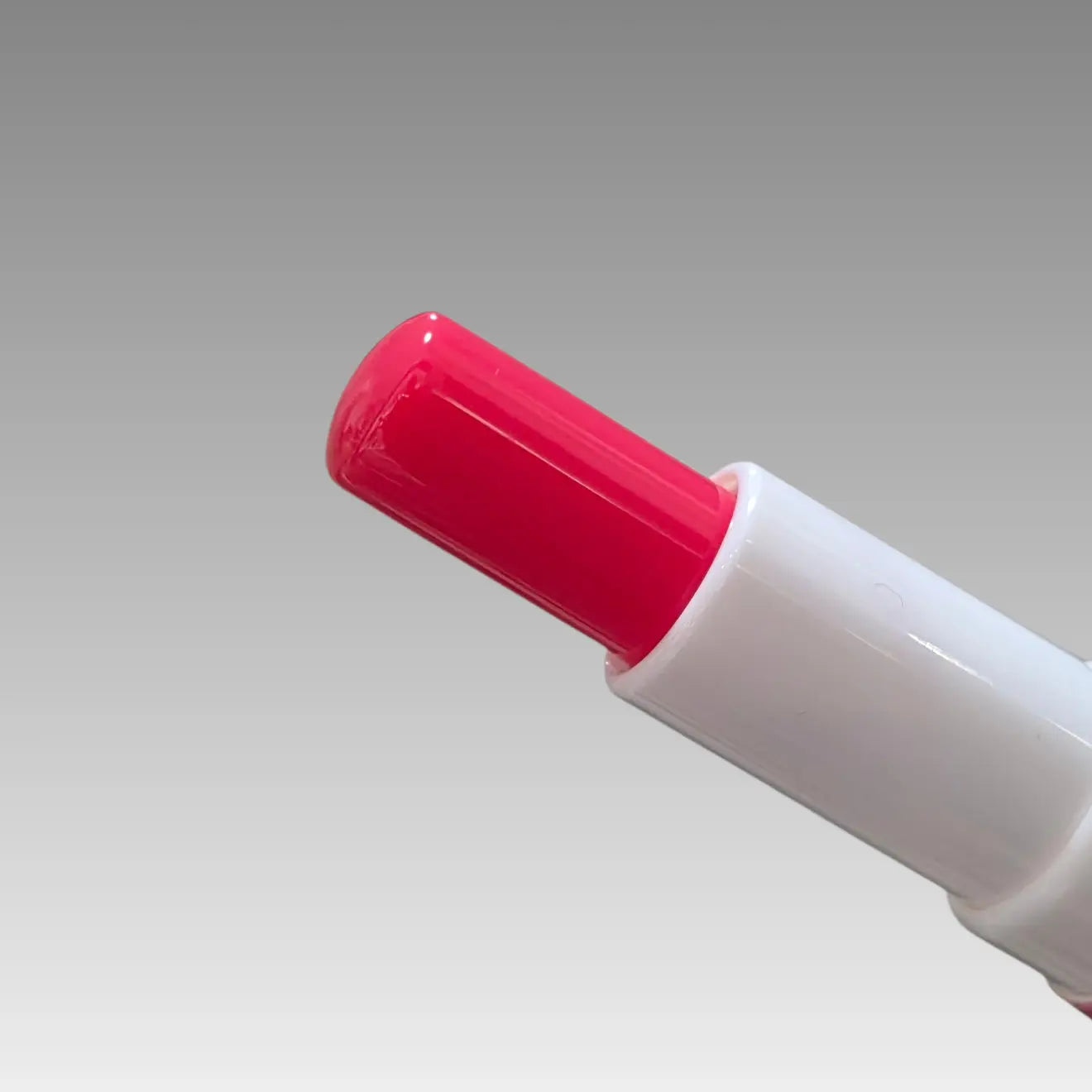 Bálsamo labial con color hidratante