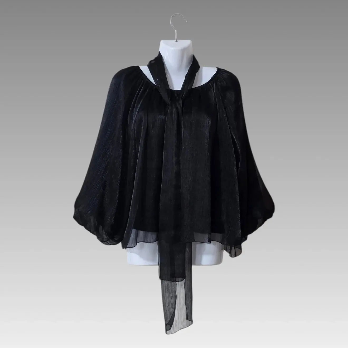 Blusa de gasa con pañuelo