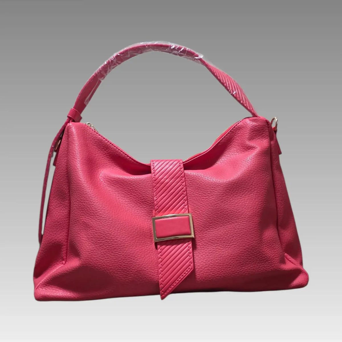 Bolso con solapa a rayas
