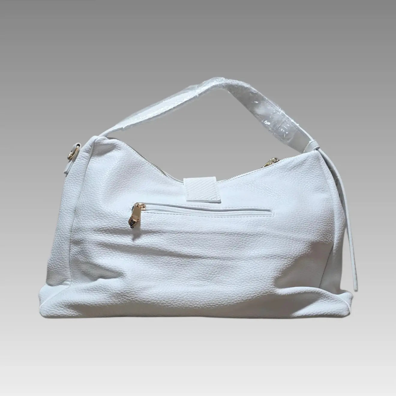 Bolso con solapa a rayas