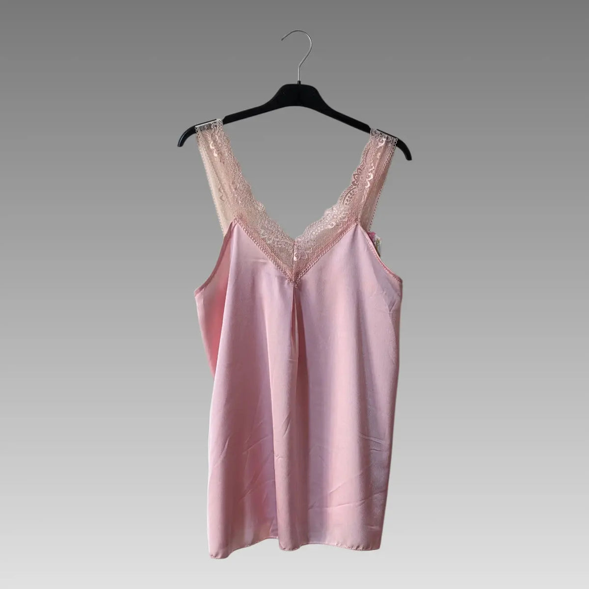 Camiseta de tirantes con encaje floral