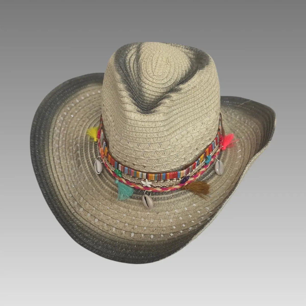 Sombrero de cowboy con conchas