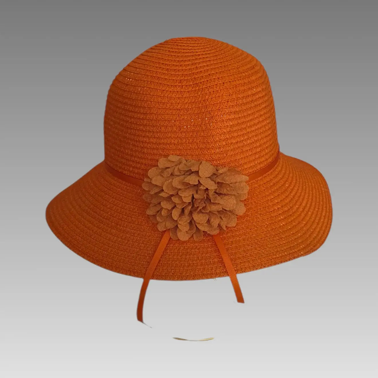Sombrero de sol con flor
