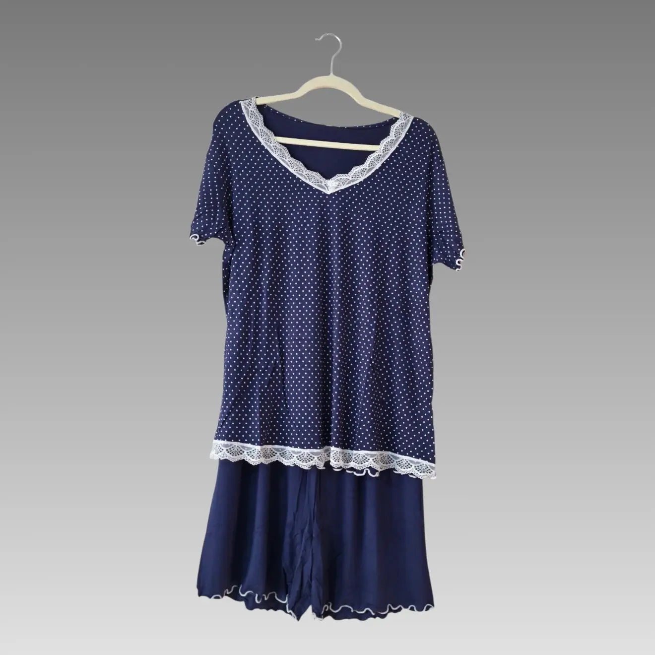 Pijama de verano de lunares