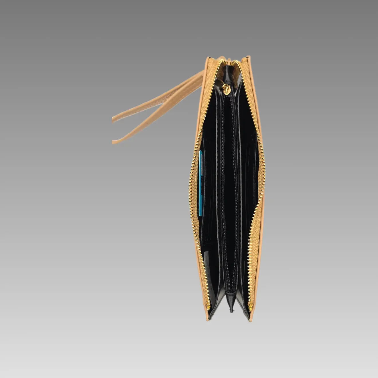Cartera tipo clutch con correa Baci & Abbracci