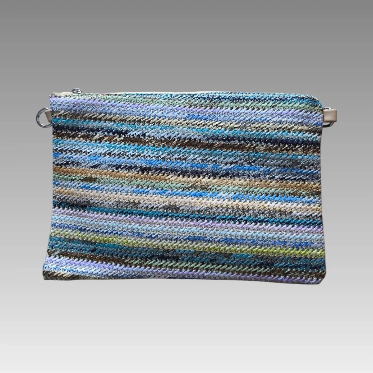 Clutch de rafia con efecto jaspeado