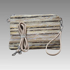 Clutch de rafia con efecto jaspeado