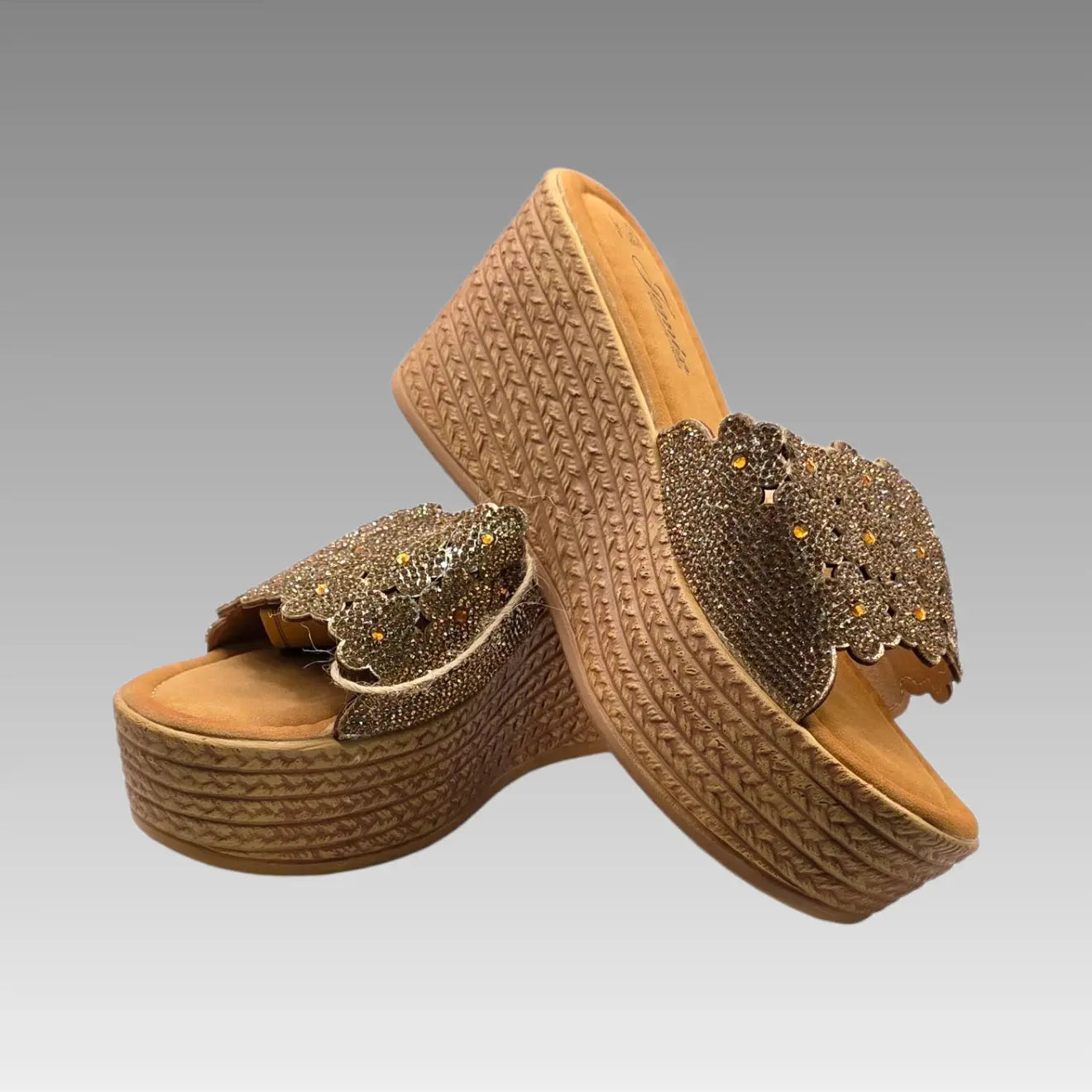 Sandalia de tira con strass floral