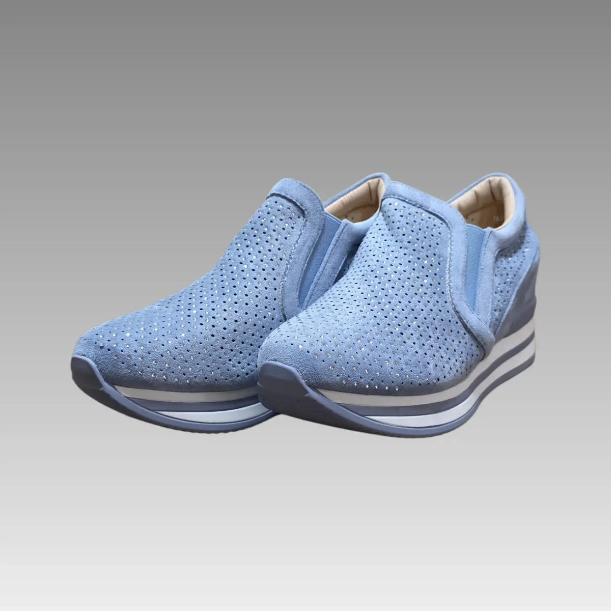 Sneakers tipo plataforma sin cordones con pedrería